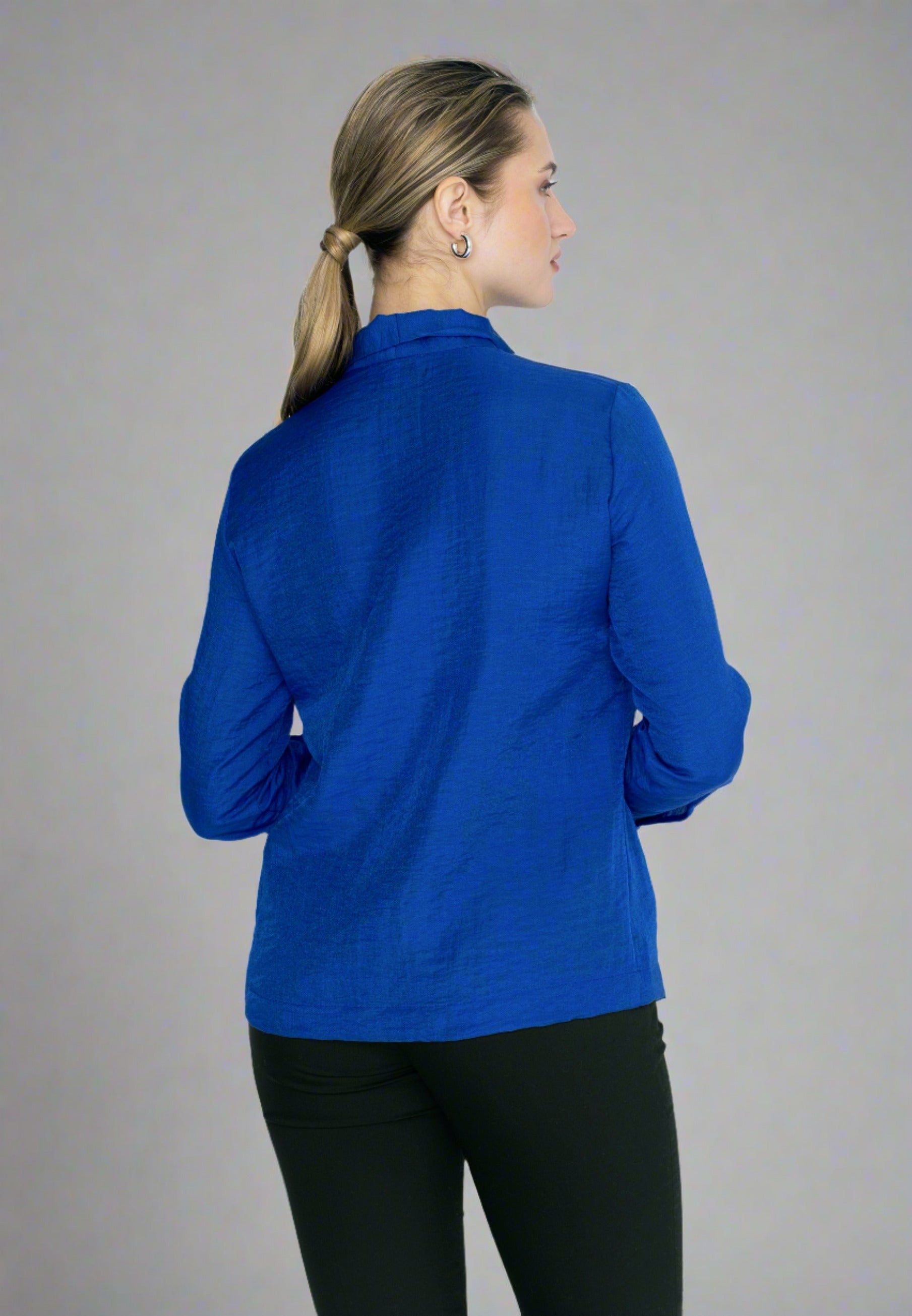 Blouse Linda in electric blue