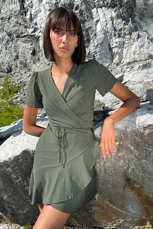 Women's elevated style – CALISS